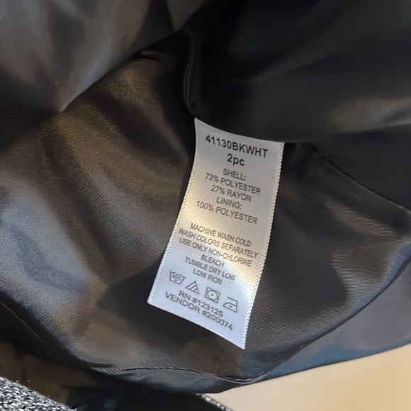 Chadwicks of Boston Skirt and Blazer Set - Picture 5 of 16